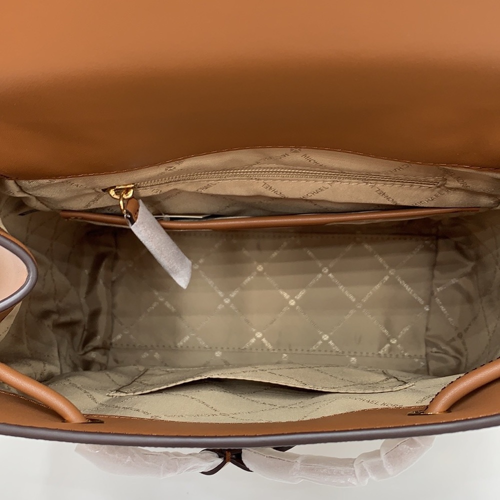 MICHAEL KORS PHOEBE MEDIUM DRAWSTRING BACKPACK VANILLA/ BROWN SIGNATURE COLOR - Picture 7 of 16
